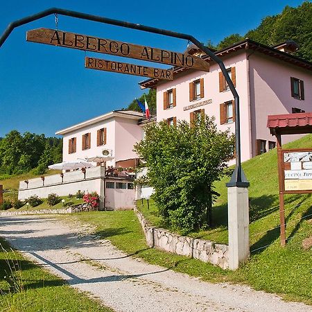 Albergo Alpino Da Tullio Avio Ngoại thất bức ảnh